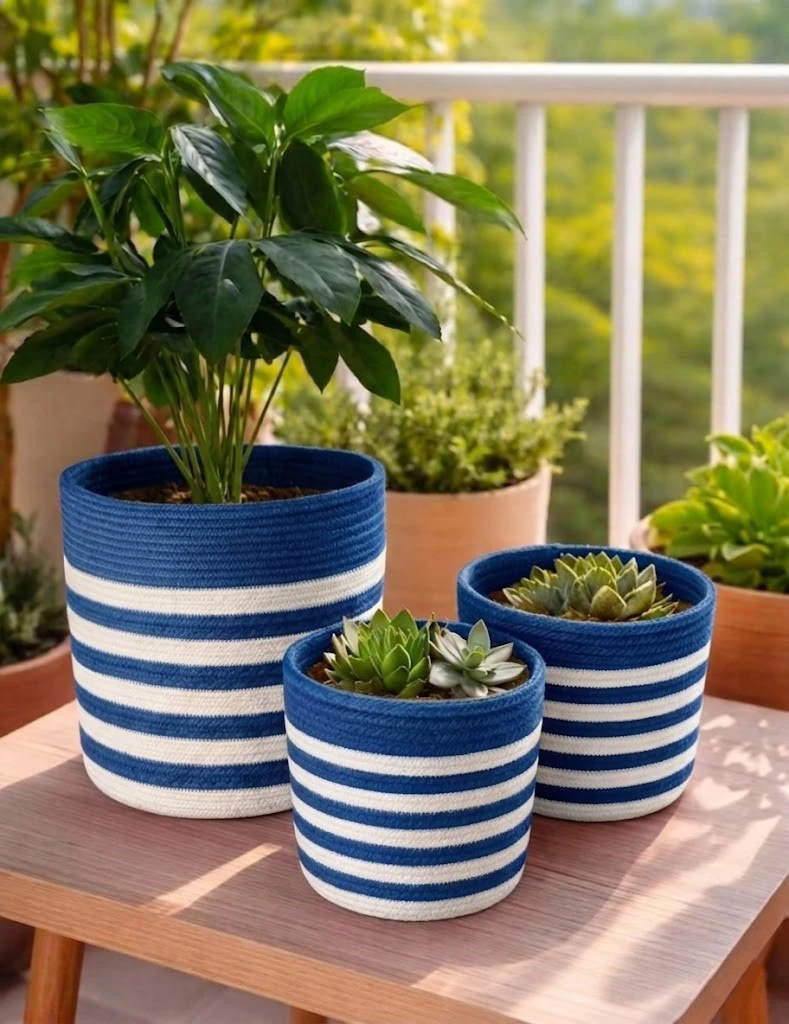 Planter 8
