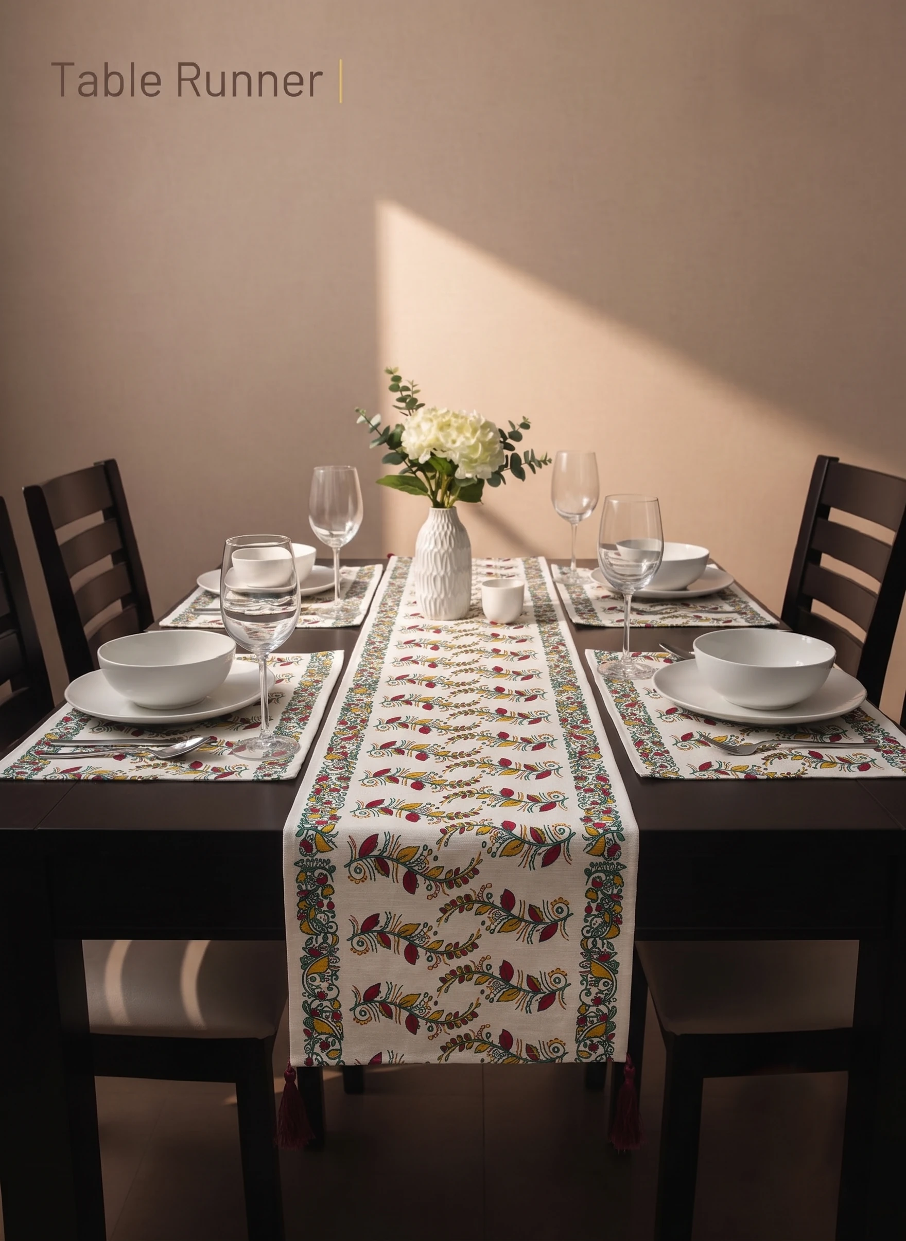 Runner & Table Cloth 4