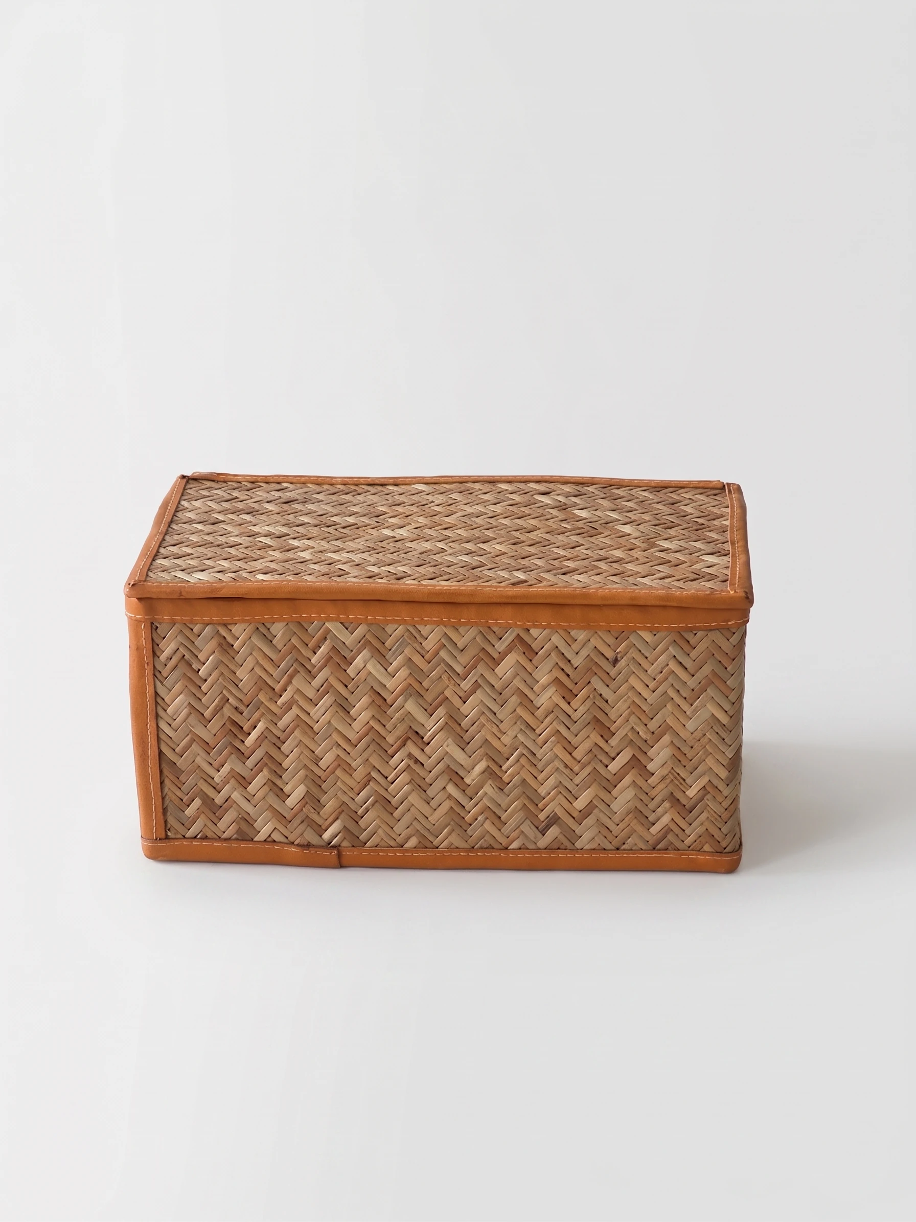Office Desk Items - Plain 46