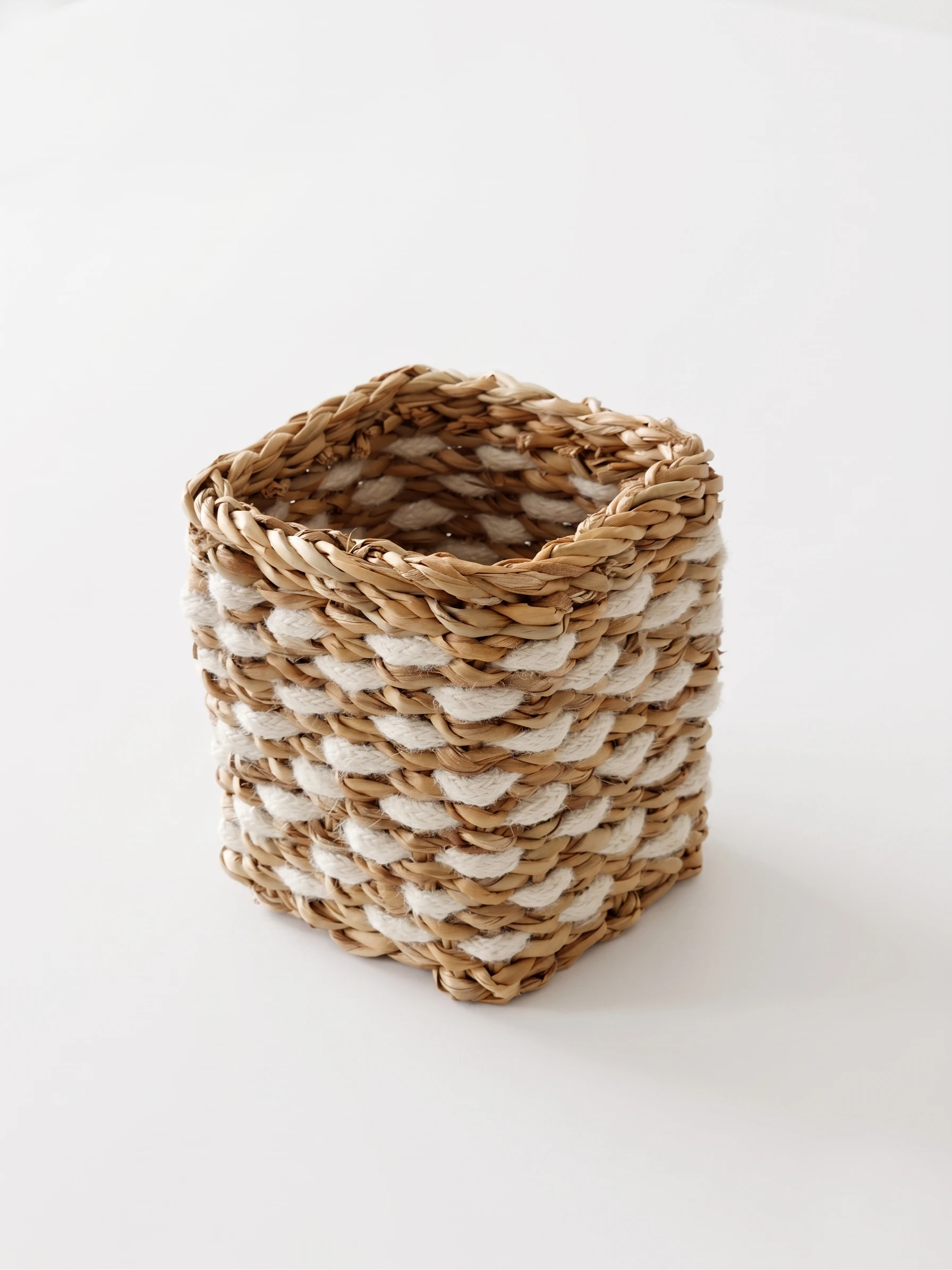Office Desk Items - Plain 110