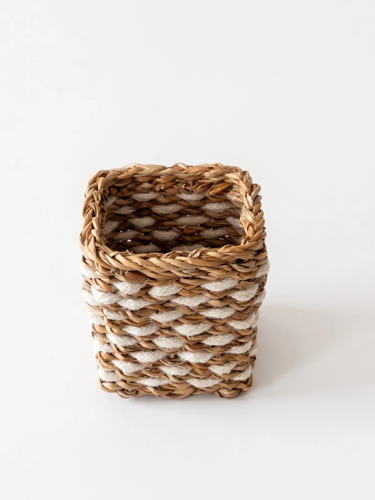 Office Desk Items - Plain 163